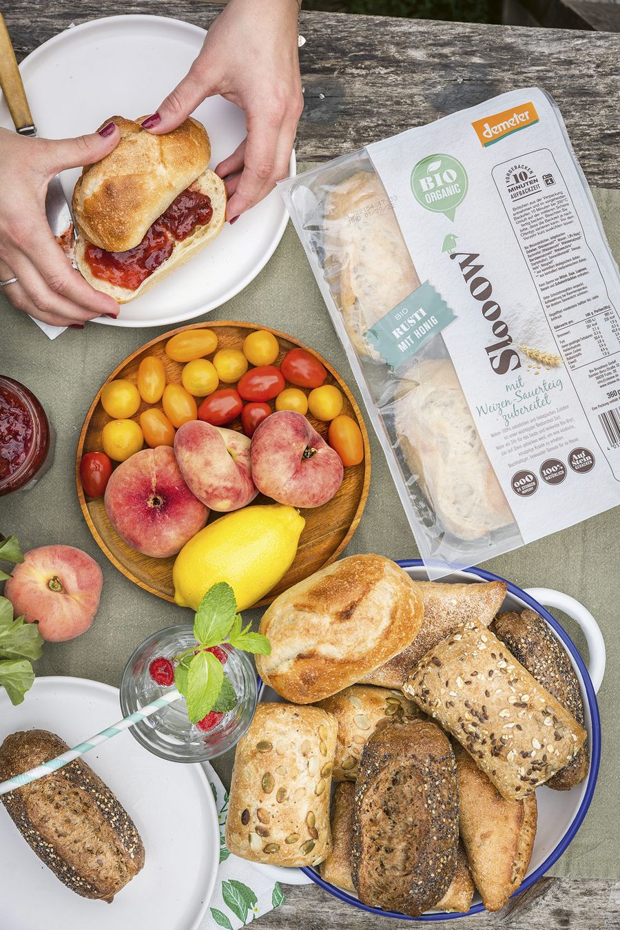 BIO BREADNESS GmbH vielfältiges Frühstück