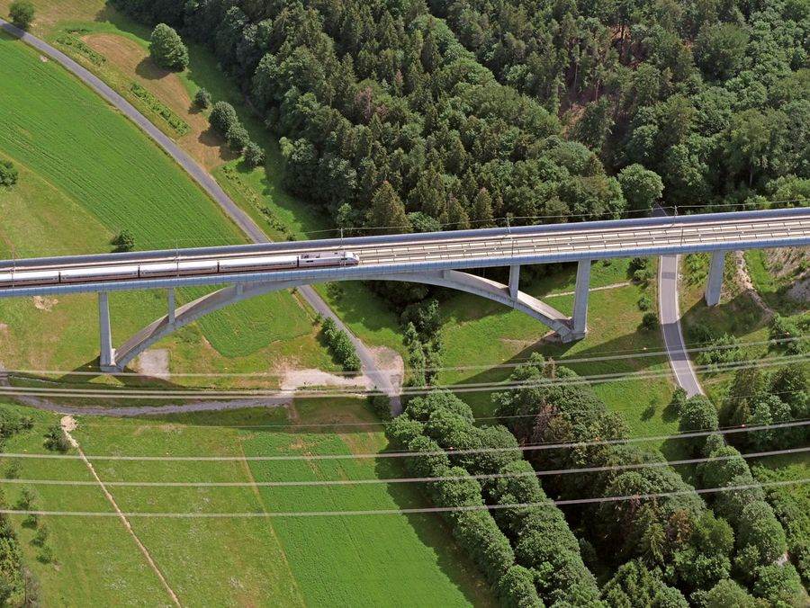 Löcher stopfen und Daten managen Löcher stopfen und Daten managen