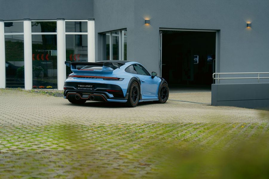 TECHART Automobildesign GmbH komplett veredelt