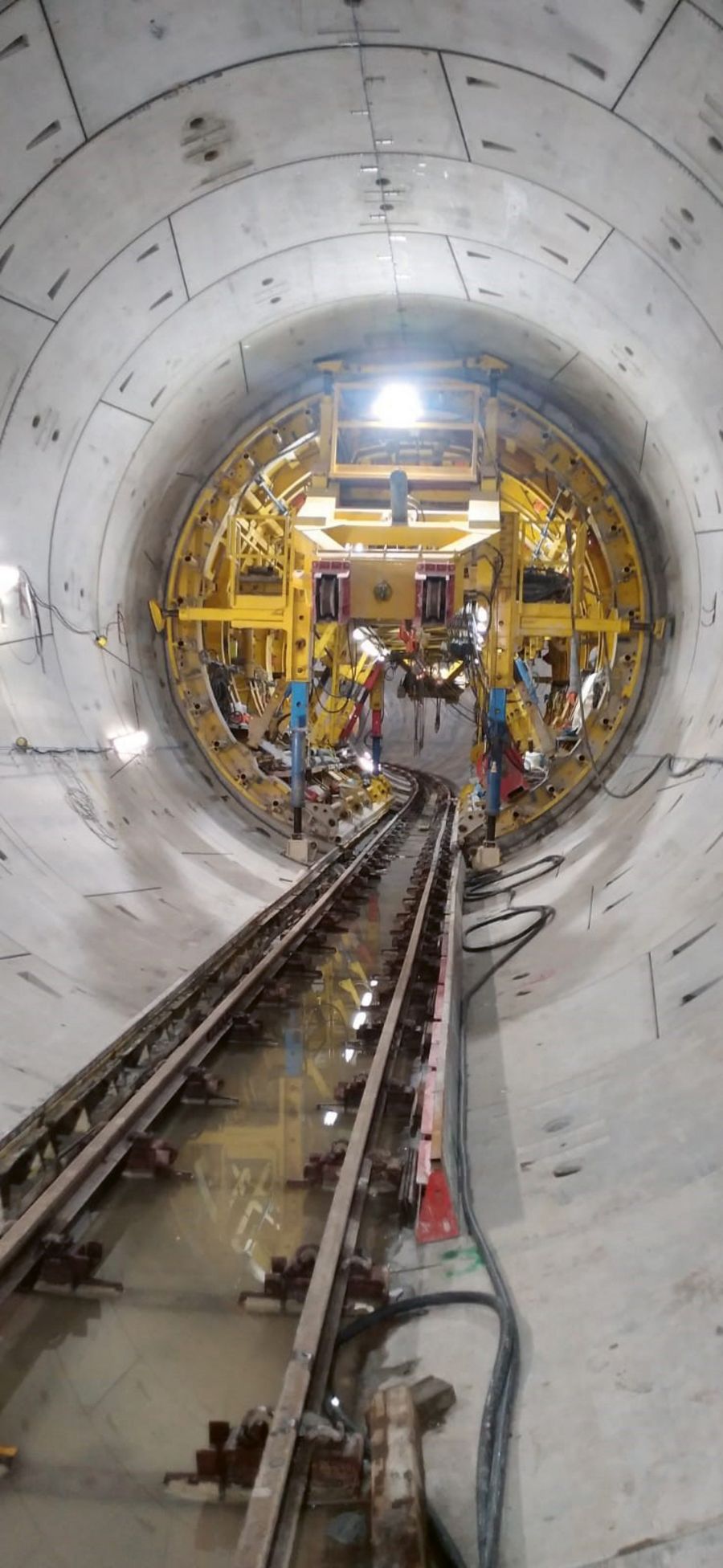 Tunnels & Formworks International Srl Singapur