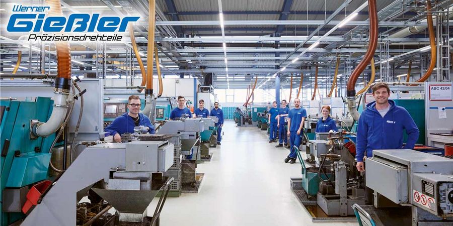 Werner Gießler GmbH - Mitarbeiter in der hochmodernen Produktion