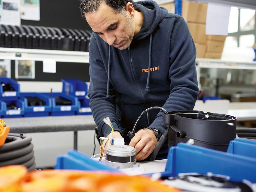 TOSSTEC GmbH Handarbeit