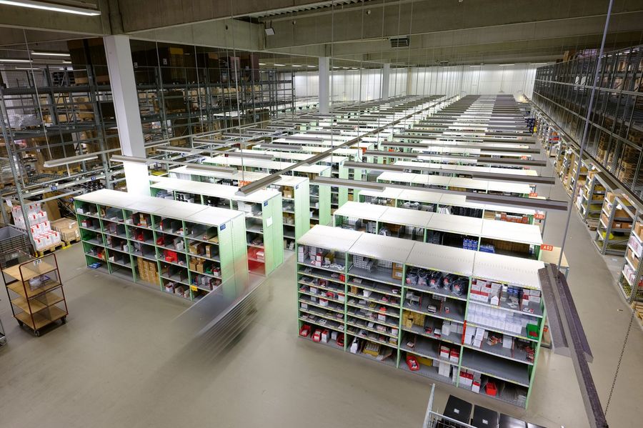 Ringfoto GmbH & Co. KG Logistik 