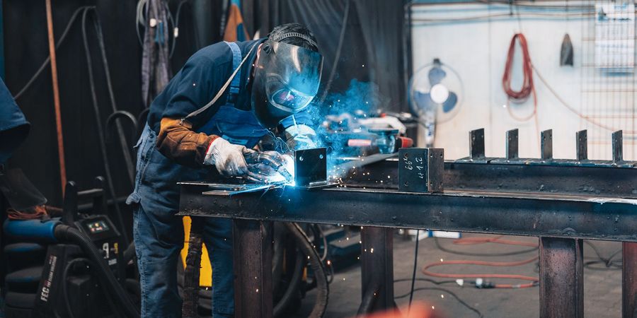 ROHWER STAHL & METALLBAU GmbH Fertigung