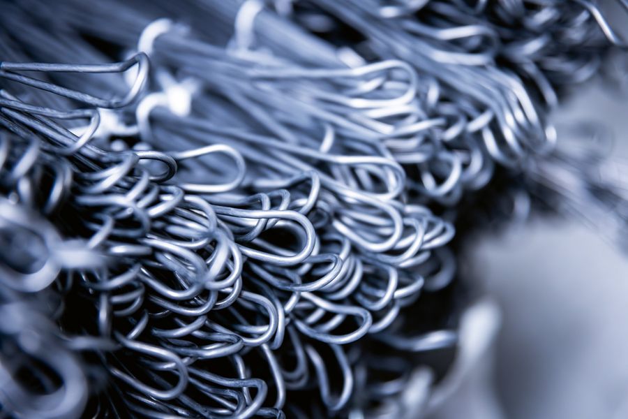 Der Schnellbindedraht ist mit einem Quicklink-System ausgestattet:... Der Schnellbindedraht ist mit einem Quicklink-System ausgestattet:...