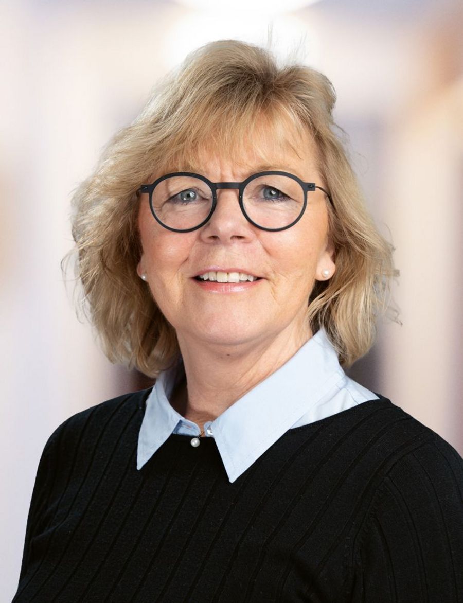 adesion Factoring GmbH Adelheid Wolf adesion Factoring GmbH Adelheid Wolf