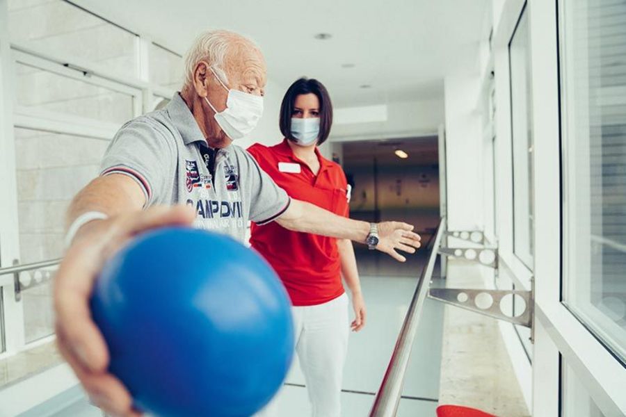 Physiotherapie in einer Helios Klinik