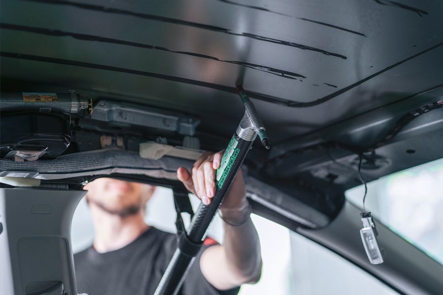 car-solutions-techniker car-solutions-techniker