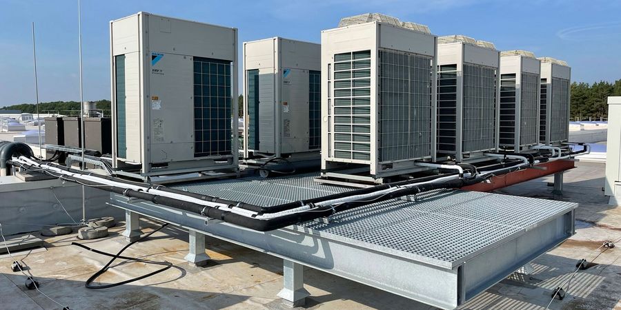 Kälte- und Klimatechnik Holger Putze GmbH Klimaanlage Außengerät gewerblich