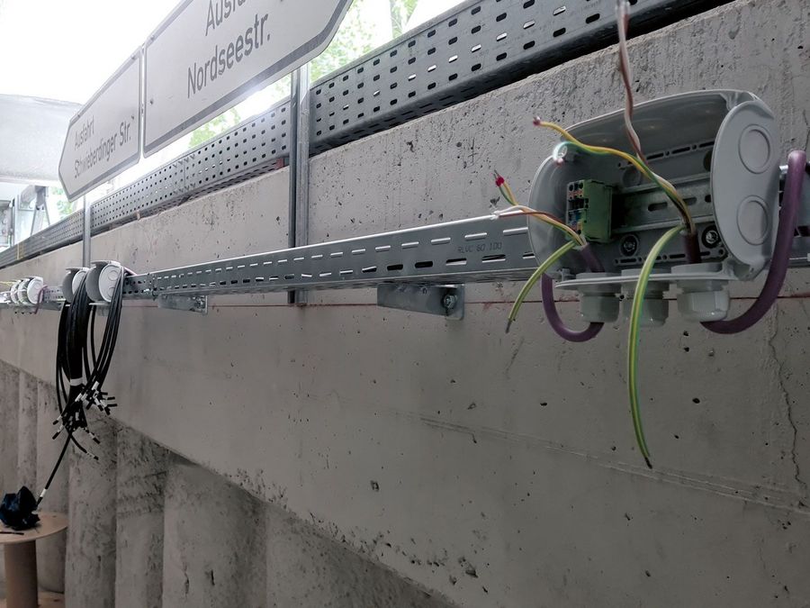 Durchgeführte Betoninstandsetzung an einem Parkhaus der Dr. Ing. h.c. F. Porsche AG – ein Beispiel für die spezialisierten Sanierungslösungen der Consolvo GmbH Durchgeführte Betoninstandsetzung an einem Parkhaus der Dr. Ing. h.c. F. Porsche AG – ein Beispiel für die spezialisierten Sanierungslösungen der Consolvo GmbH