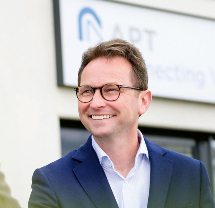 apt-martin-brueck apt-martin-brueck