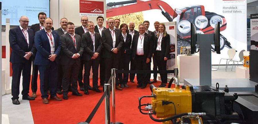 Linde Hydraulics Vertriebsteam auf der Bauma 2019