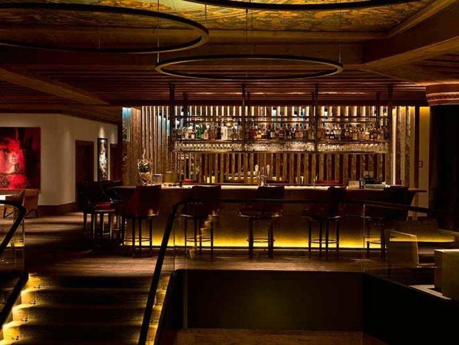 Alpina Lounge & Bar