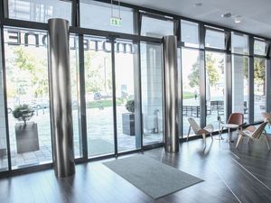 TEKADOOR: Mit Luft Grenzen setzen