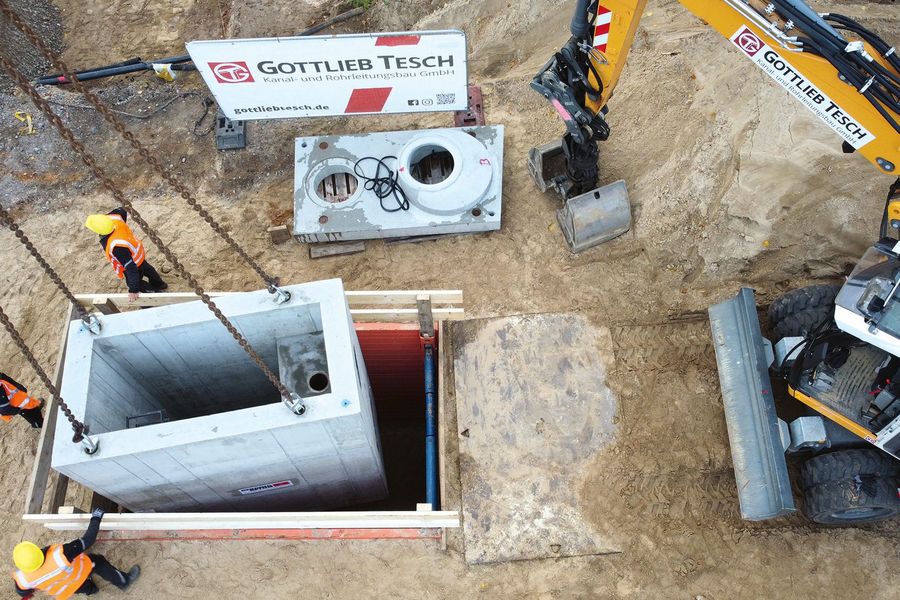Gottlieb Tesch Kanal- und Rohrleitungsbau GmbH Großschacht-Einbau