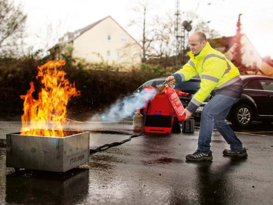 Nähe schafft Sicherheit Nähe schafft Sicherheit