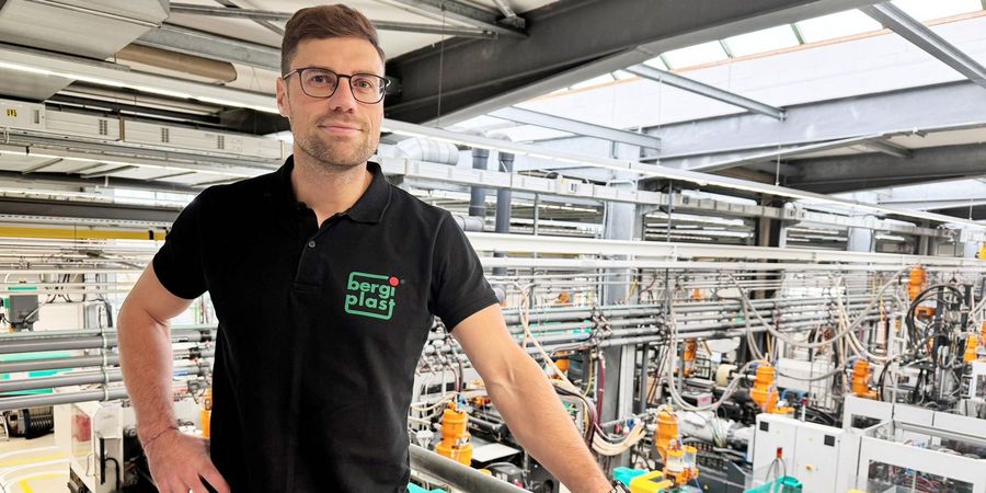 Dr. Ronald Bernstein, Geschäftsführer der BERGI-PLAST GmbH Dr. Ronald Bernstein, Geschäftsführer der BERGI-PLAST GmbH