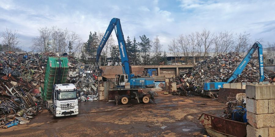 Bruch & Söhne GmbH & Co. KG Schrottlieferung Bruch & Söhne GmbH & Co. KG Schrottlieferung