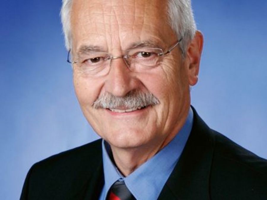 Mertens, Dr. med. Horst