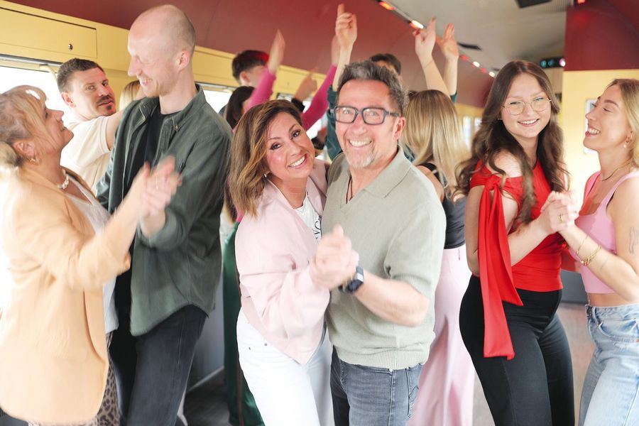 Müller-Touristik GmbH & Co. KG Tanzen Müller-Touristik GmbH & Co. KG Tanzen