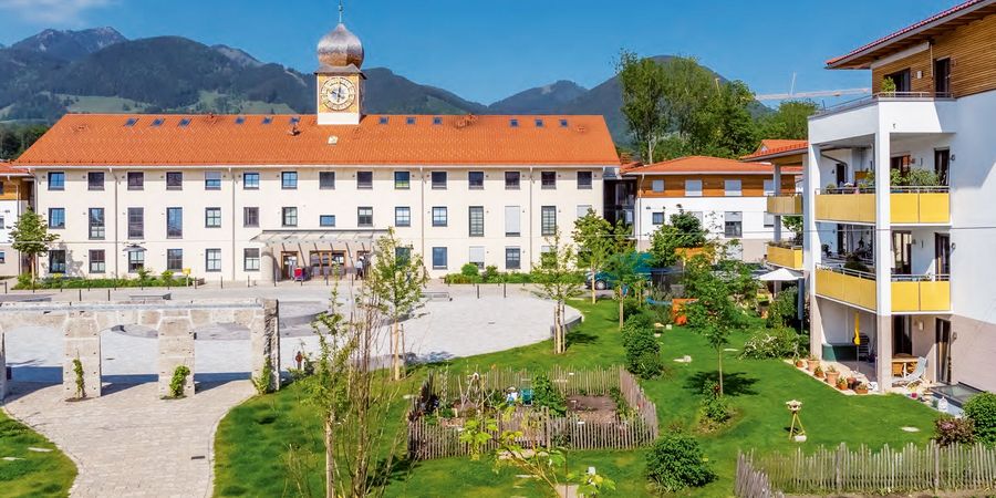 InnZeit GmbH & Co. KG Blick auf Dahoam im Inntal