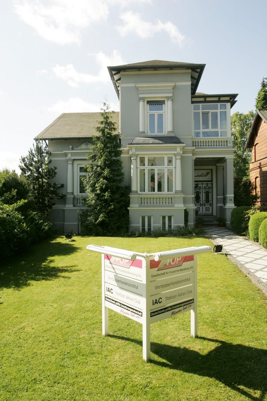 TOP Vermögensverwaltung AG Hauptsitz TOP Vermögensverwaltung AG Hauptsitz