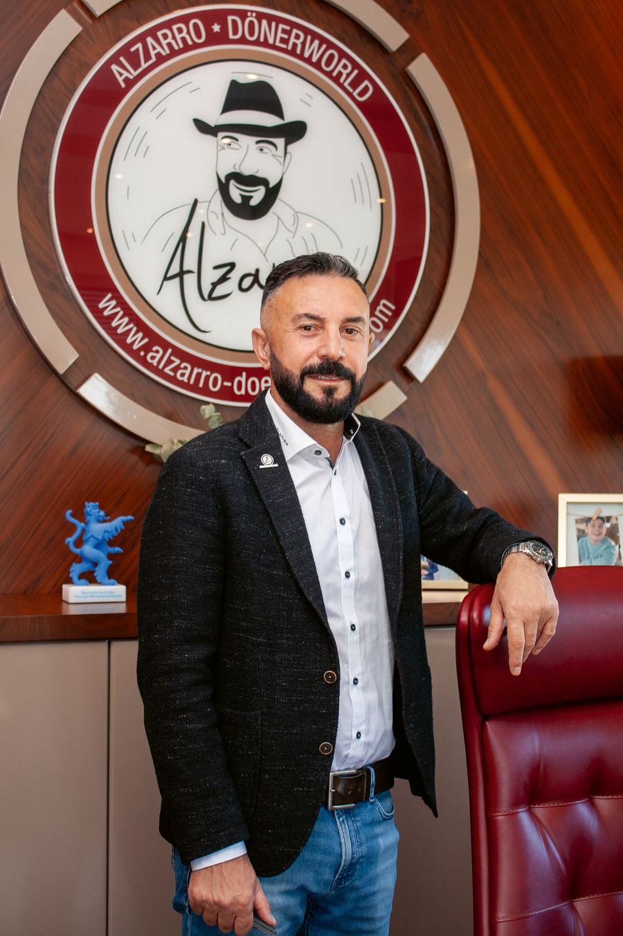 Mustafa Demirkürek, Gründer & Geschäftsführer der Alzarro Dönerworld GmbH
