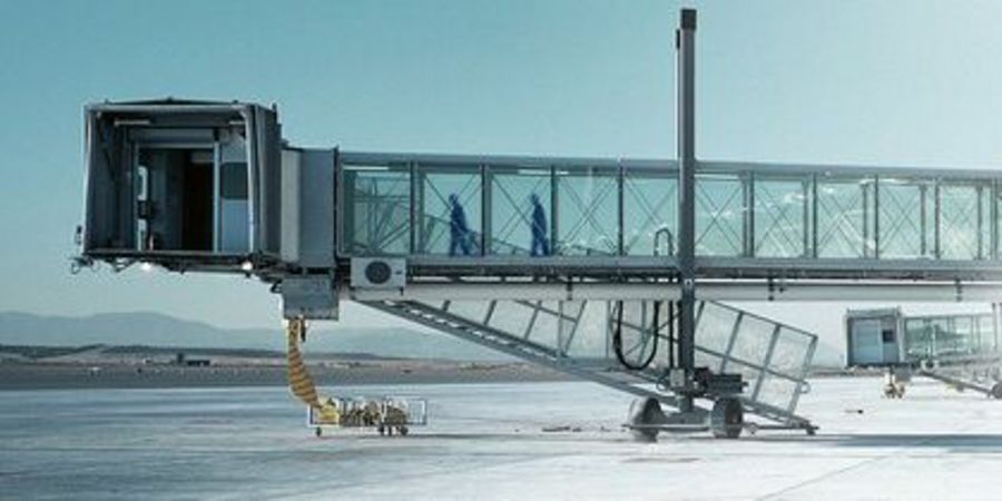 AMIG GmbH & Co. KG Fluggastbrücke AMIG GmbH & Co. KG Fluggastbrücke