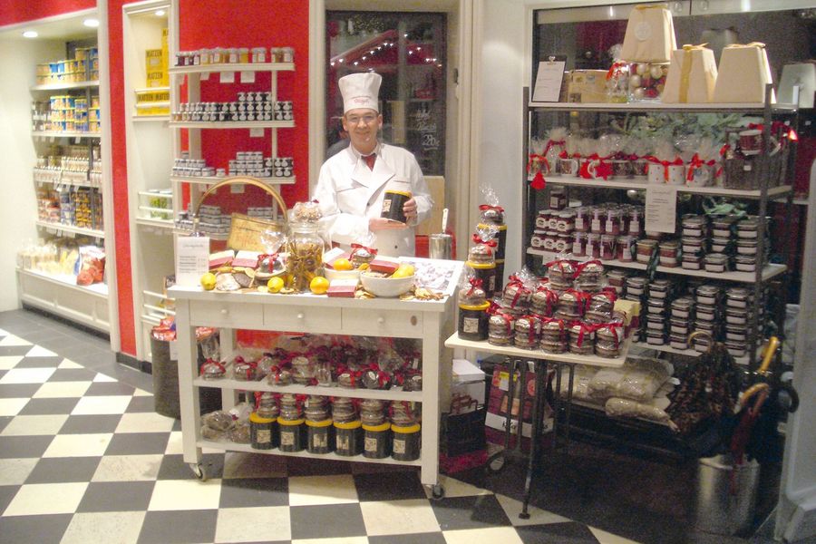Lebkuchen-Konditorei Hatzel GmbH Feinkostgeschäften Lebkuchen-Konditorei Hatzel GmbH Feinkostgeschäften