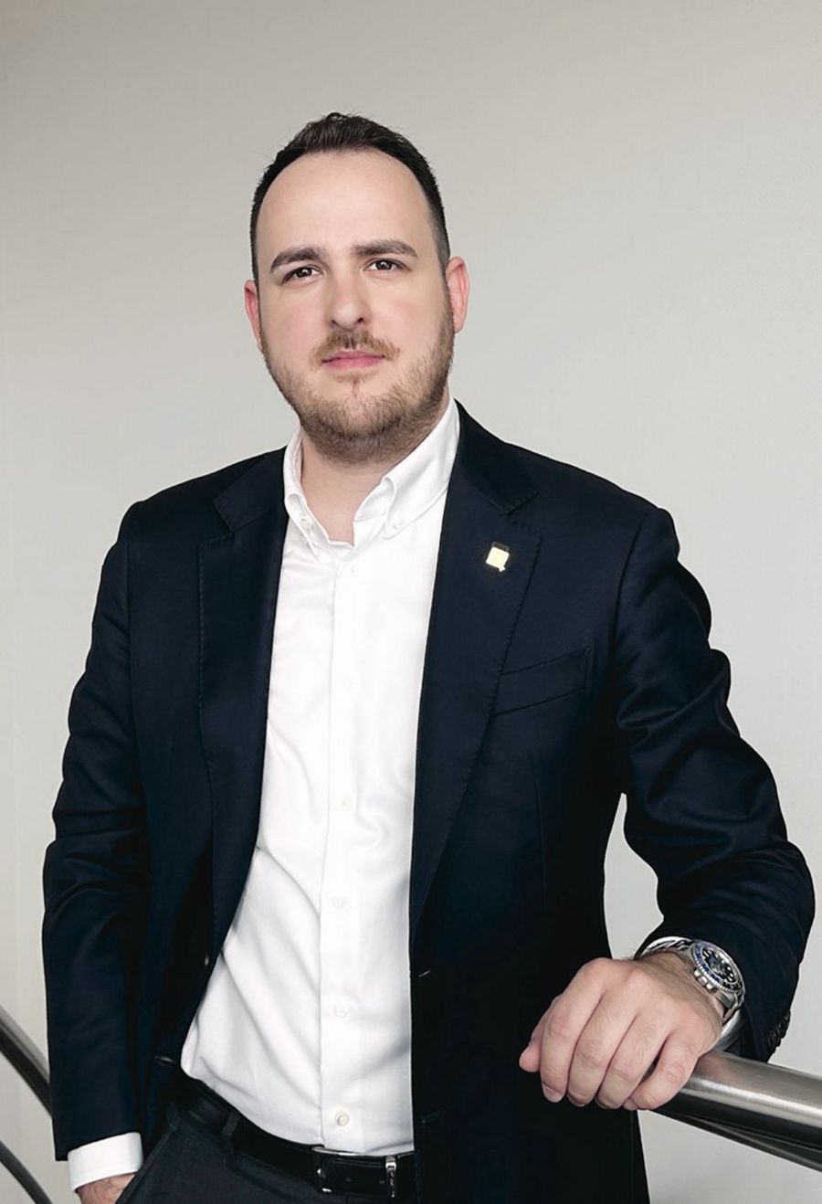 Erdem Ates, Geschäftsführer der Fluid Service Plus GmbH Erdem Ates, Geschäftsführer der Fluid Service Plus GmbH