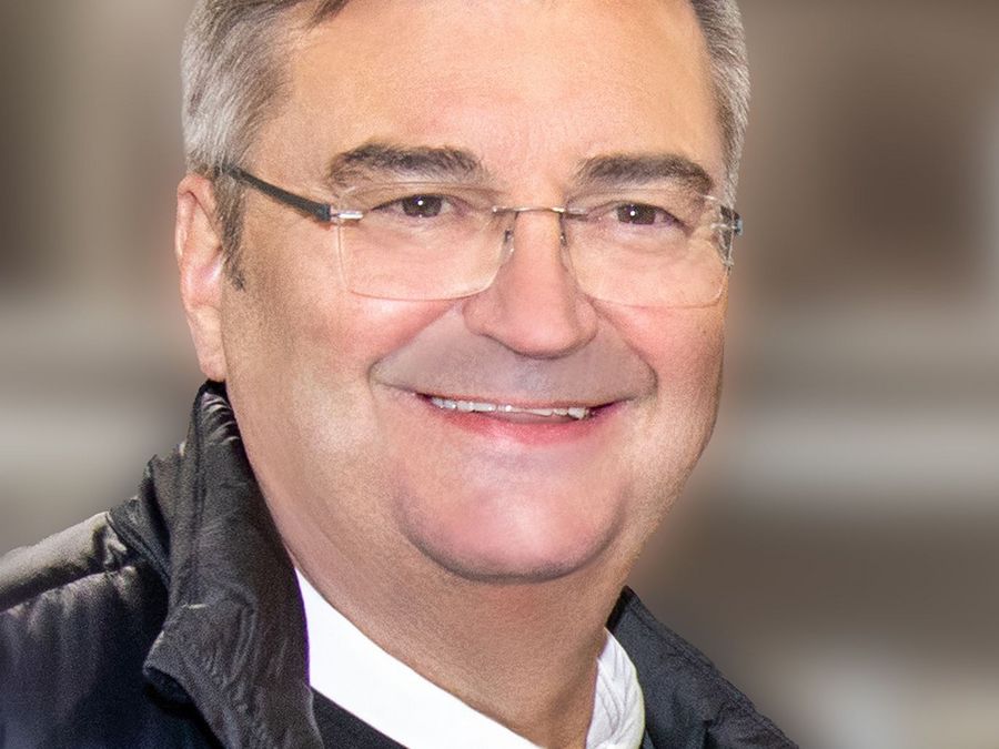 Bauer, Pater Johannes