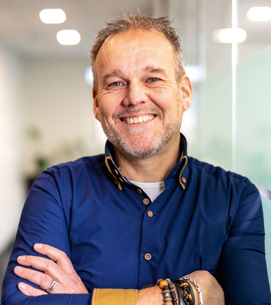 CF Kunststofprofielen Arjan Bosch CF Kunststofprofielen Arjan Bosch