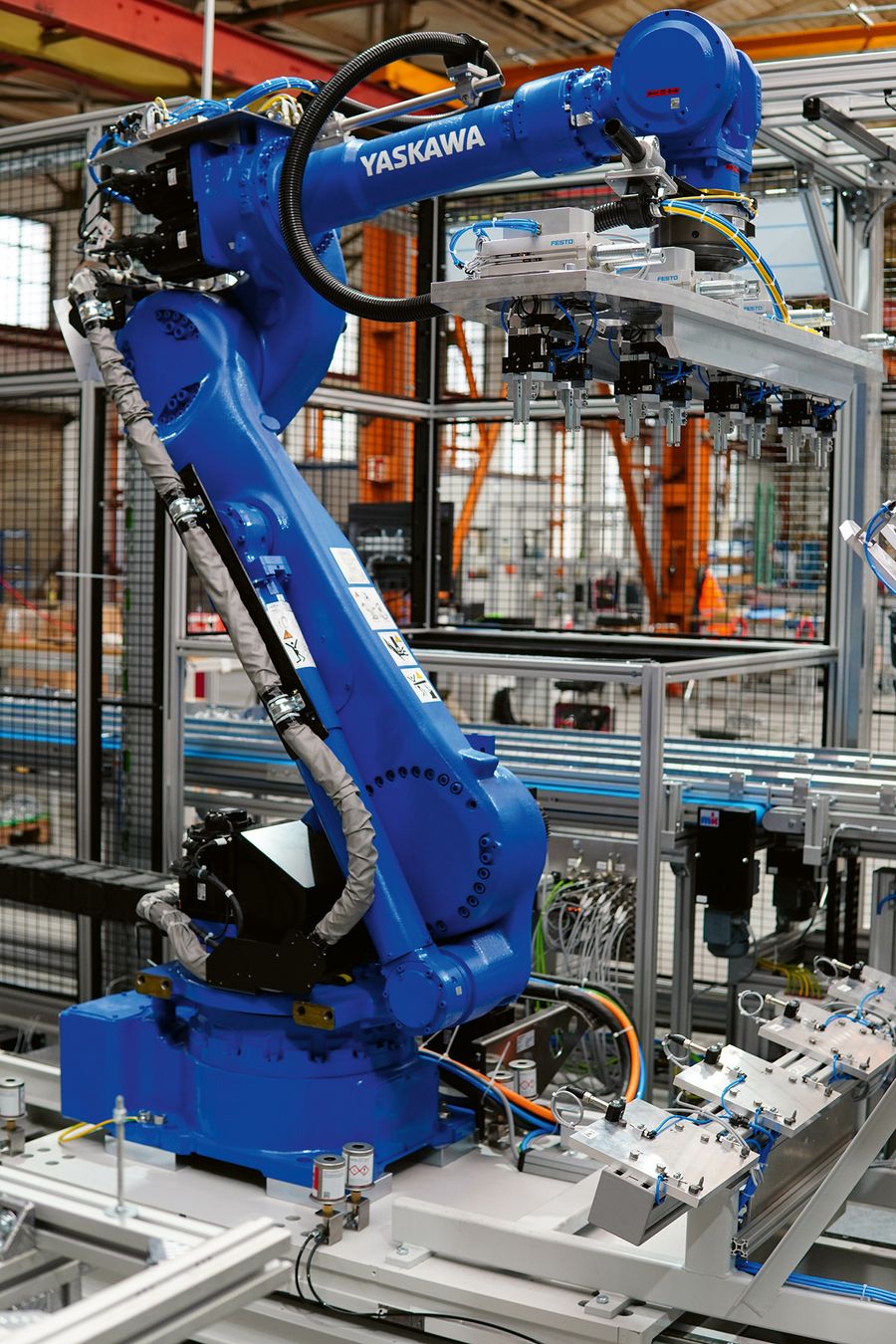 Symacon System + Service GmbH Roboterhandling