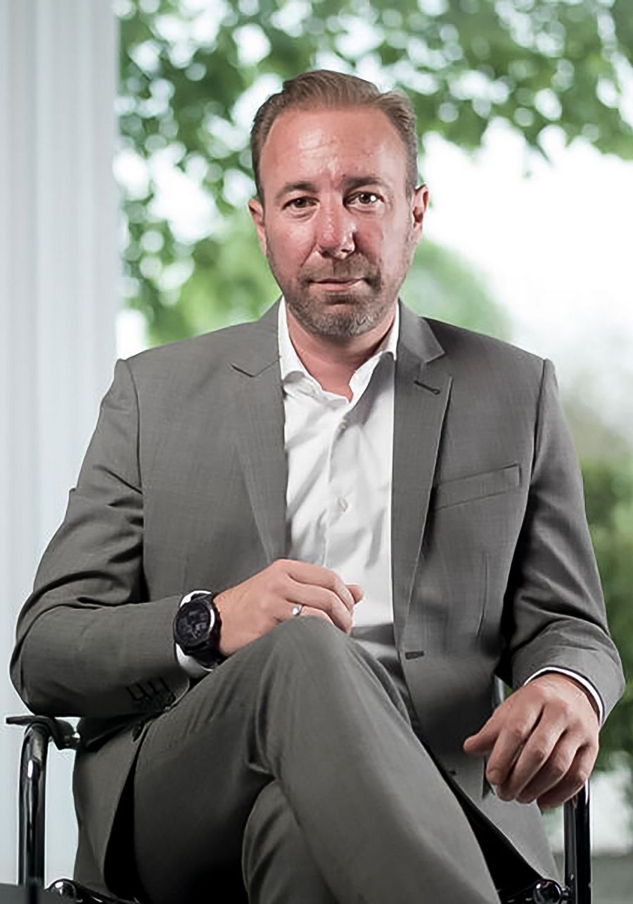 Michael Tschenett, Vertriebsleiter der Mayer Schaltechnik GmbH