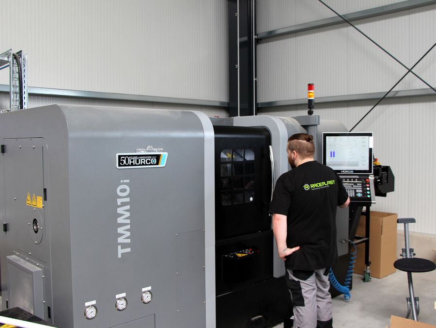 RACEPLAST GmbH Produktion
