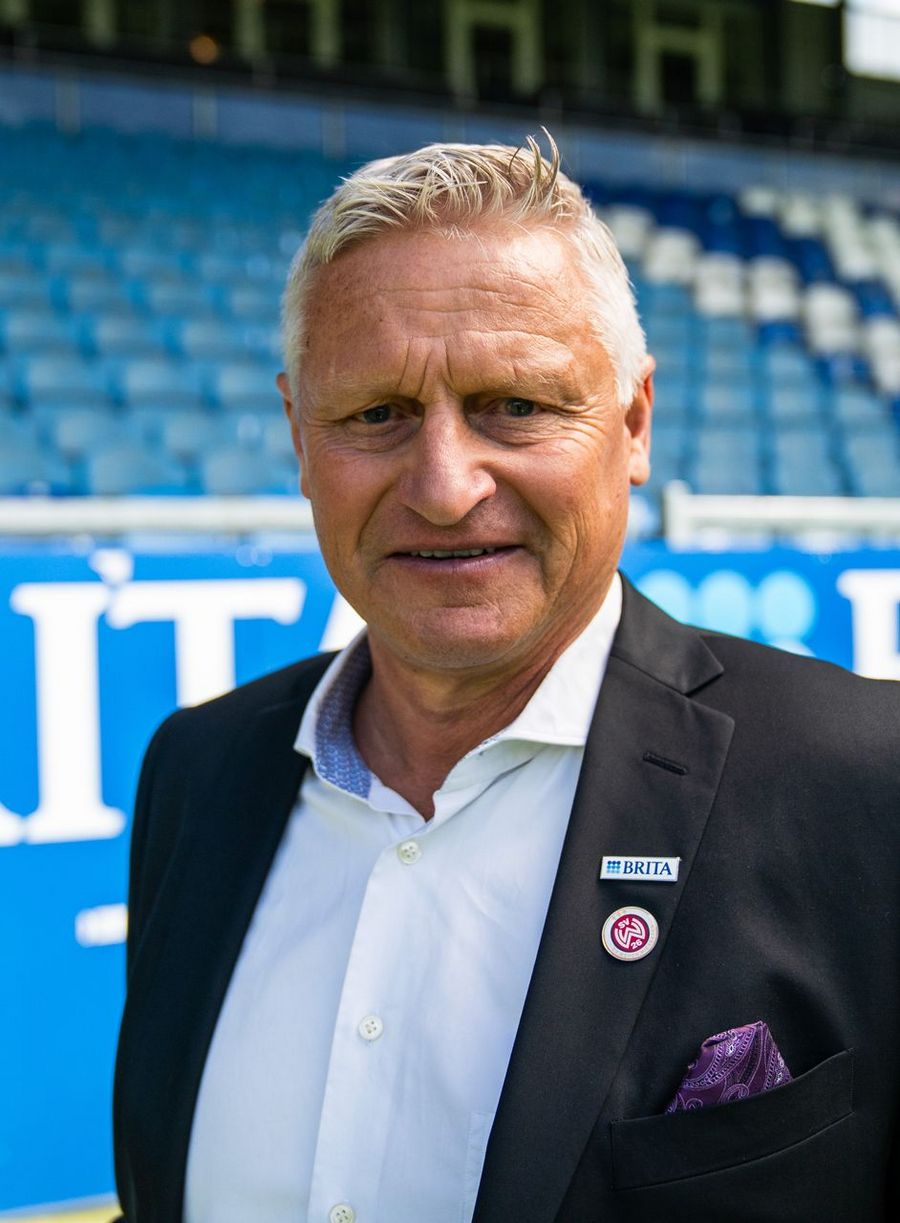 Stefan Blöcher, ehemaliger Geschäftsführer der Stadion Berliner Straße GmbH & Co. KG und heutiger Markenbotschafter des SV Wehen Wiesbaden