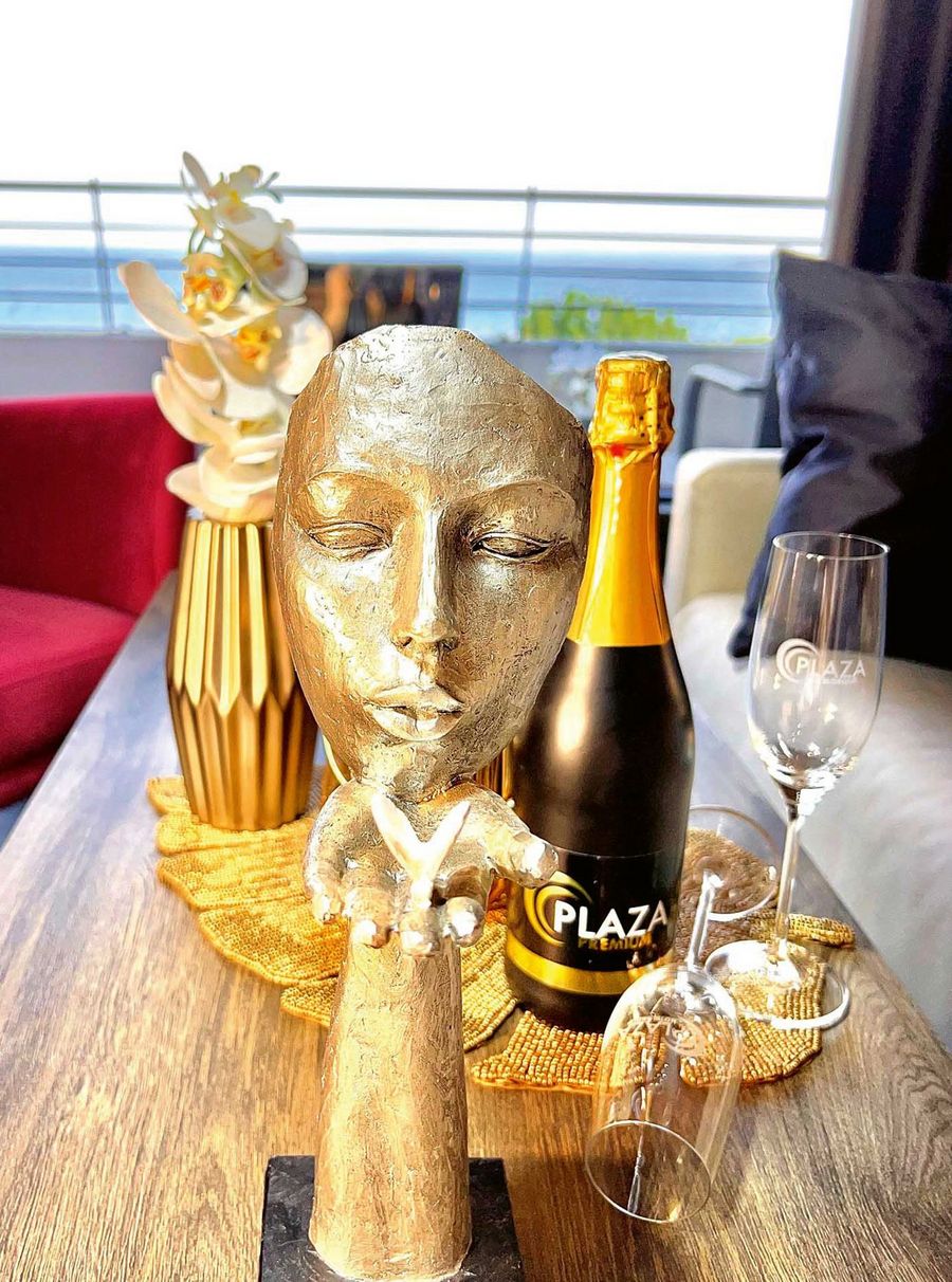PLAZA Hotelgroup GmbH Sekt