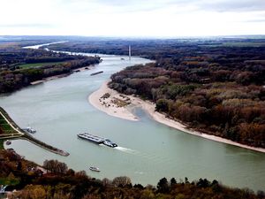 Die Zukunft der Wasser-straße nachhaltig gestalten