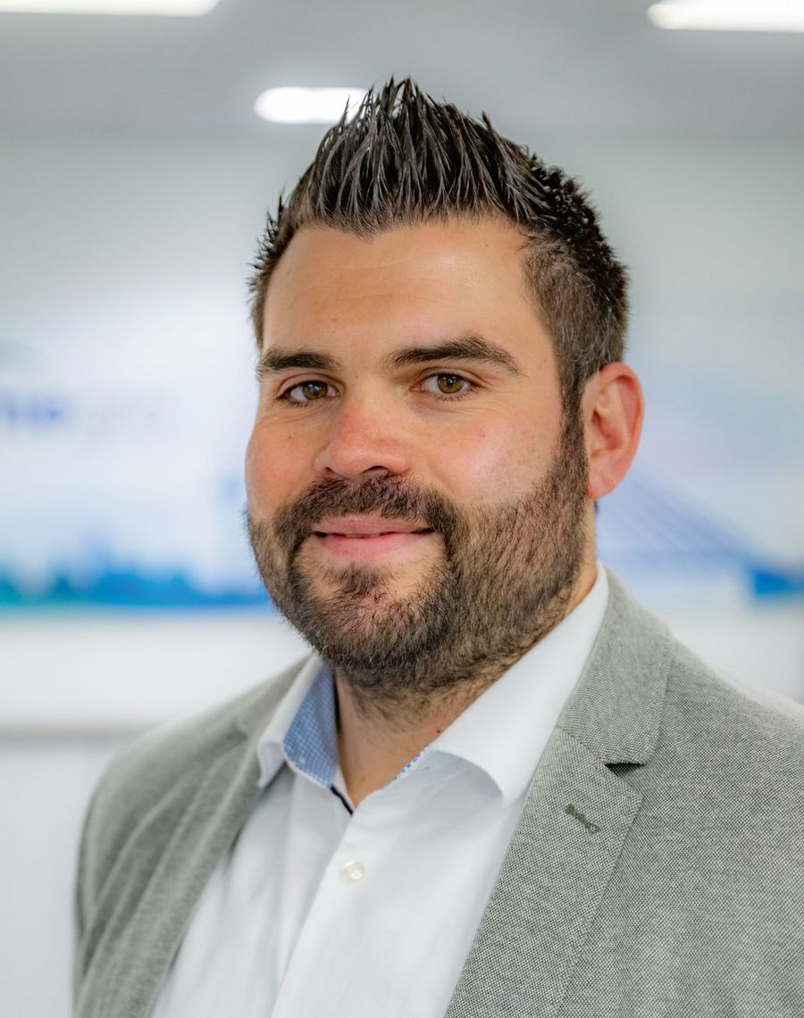 megro GmbH & Co. KG David Horchler