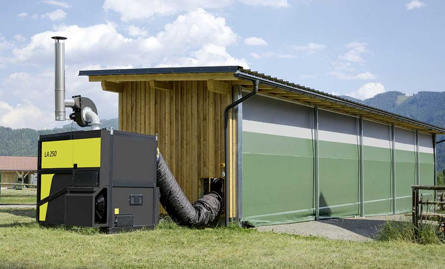 LASCO GmbH Warmluftofen für Hackgut in Betrieb