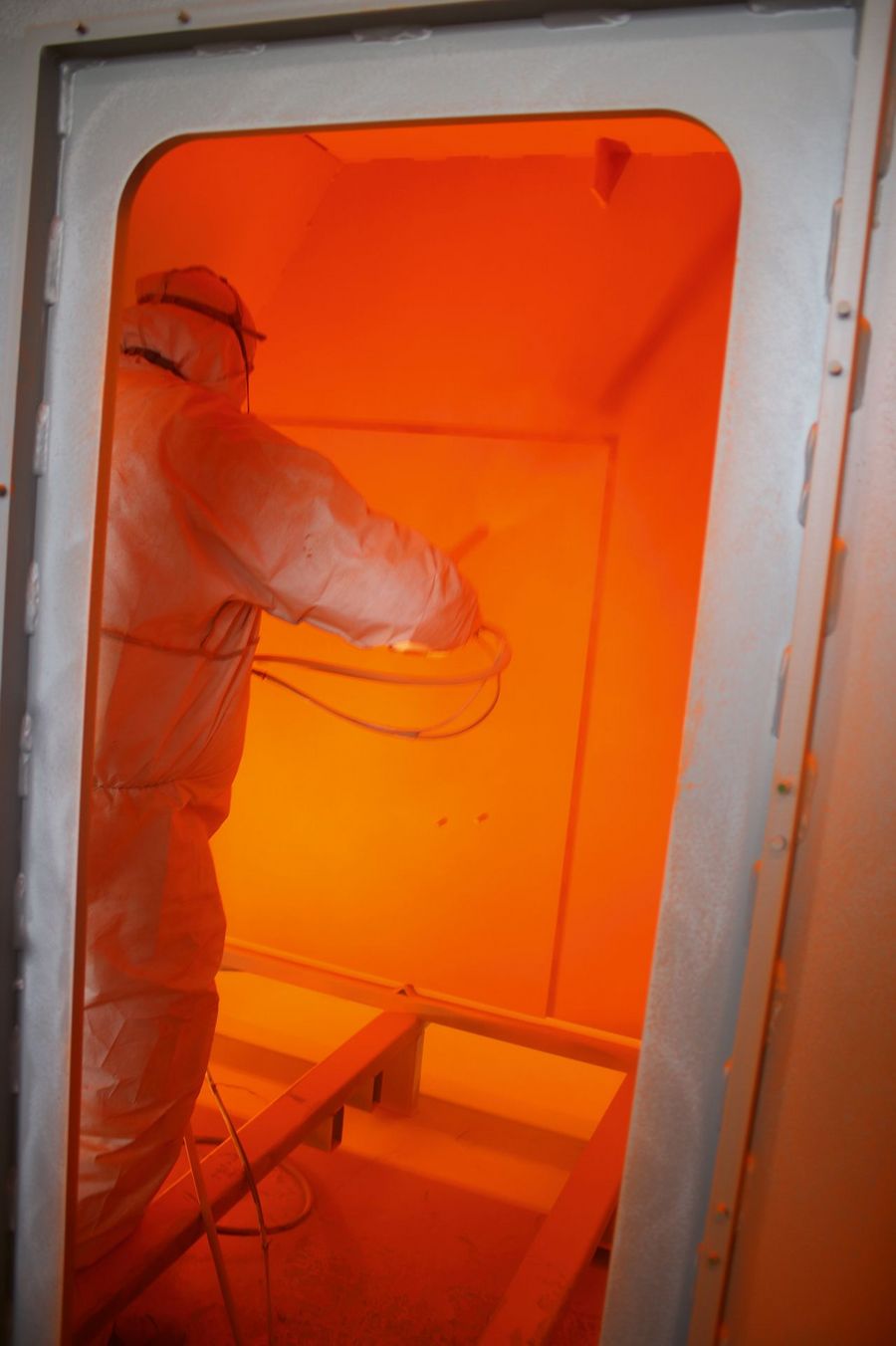 Mitarbeiterschutz und die Förderung des Handwerks stehen an oberster Stelle Mitarbeiterschutz und die Förderung des Handwerks stehen an oberster Stelle