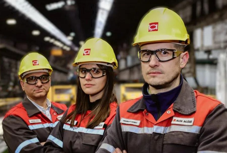 alfa-acciai-mitarbeitende alfa-acciai-mitarbeitende