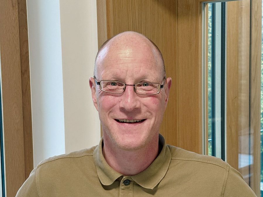 Rustige, Thomas
